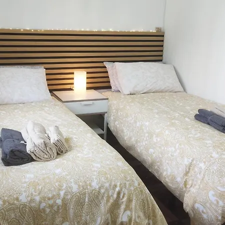 Puerta De San Pablo Apartman *